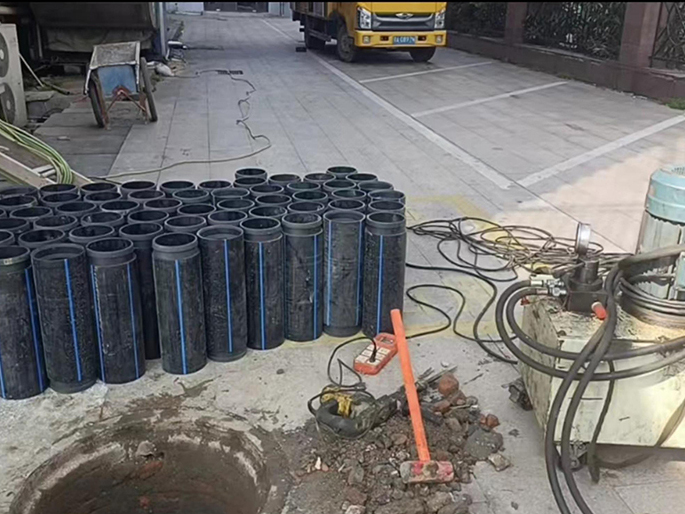 巴里坤PE置换管厂家 DN315置换管 非开挖管短管置换